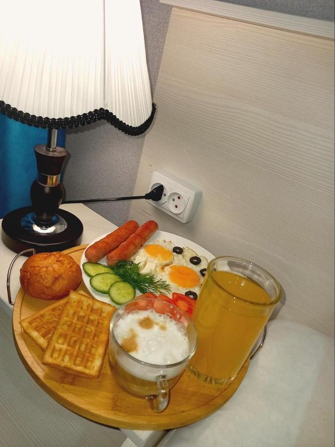 Hanym Hotel Atyraū エクステリア 写真